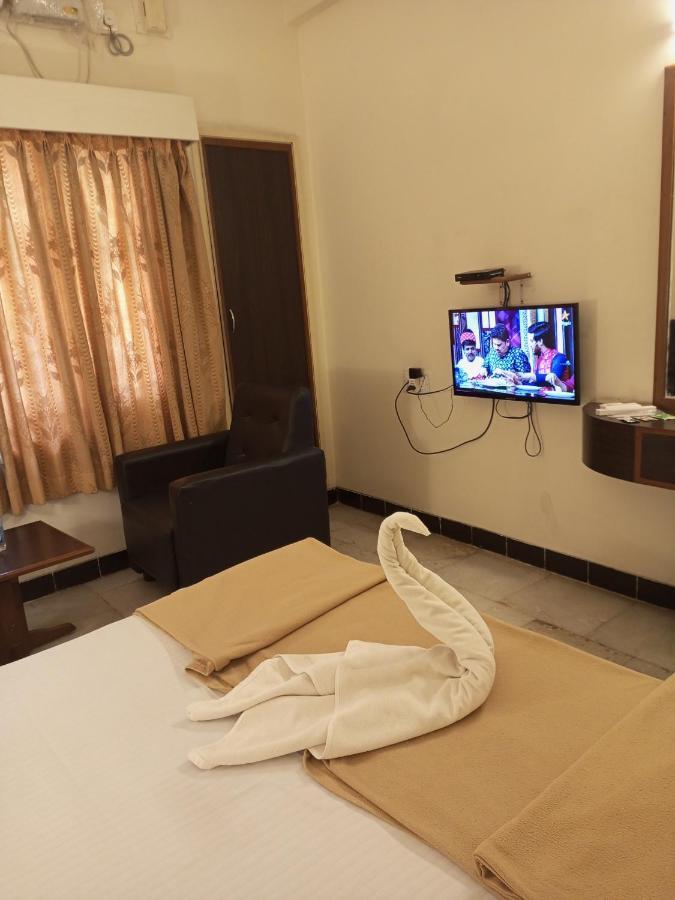 Senthil Residency Otel Dindigul Dış mekan fotoğraf