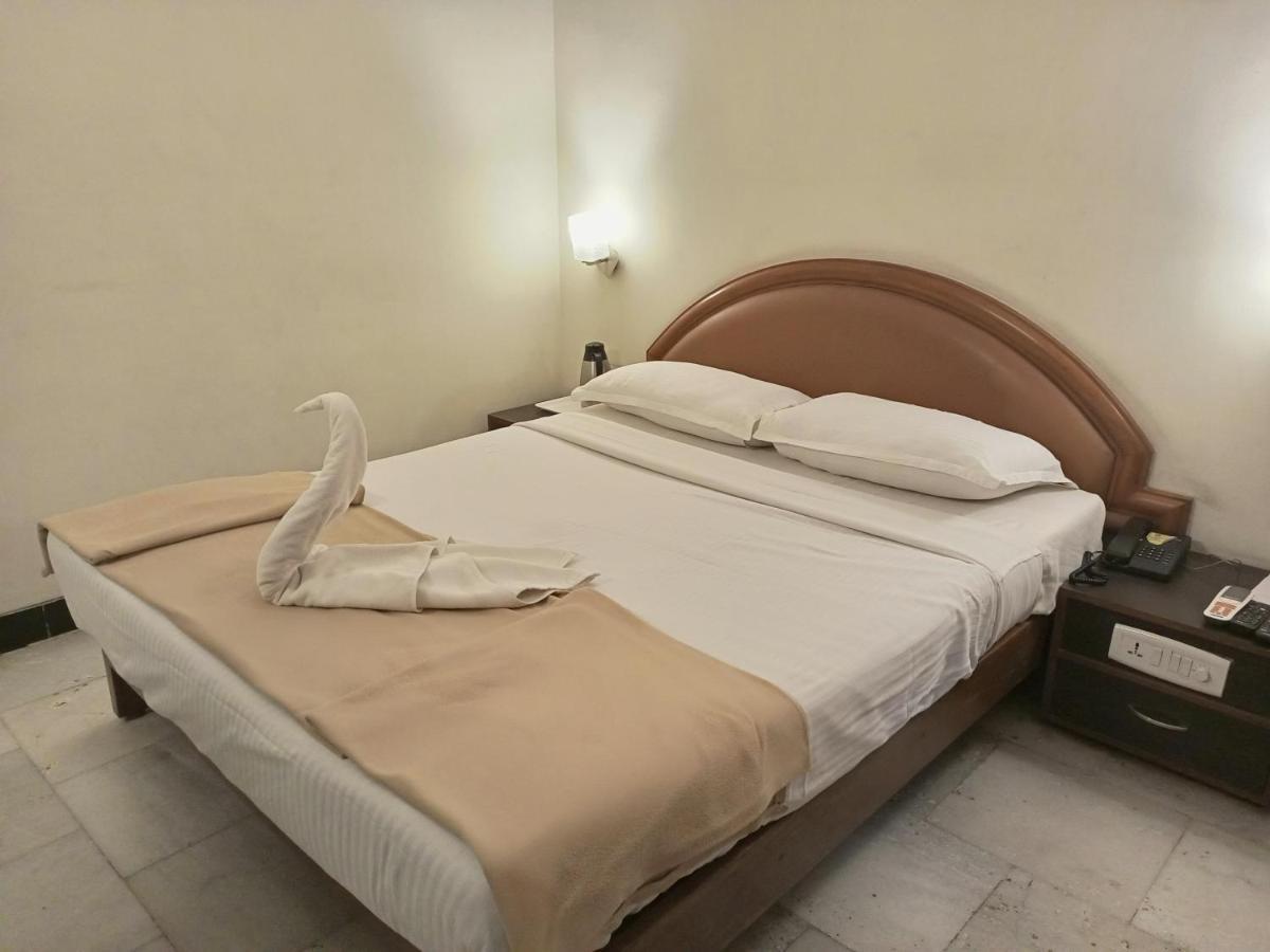Senthil Residency Otel Dindigul Dış mekan fotoğraf