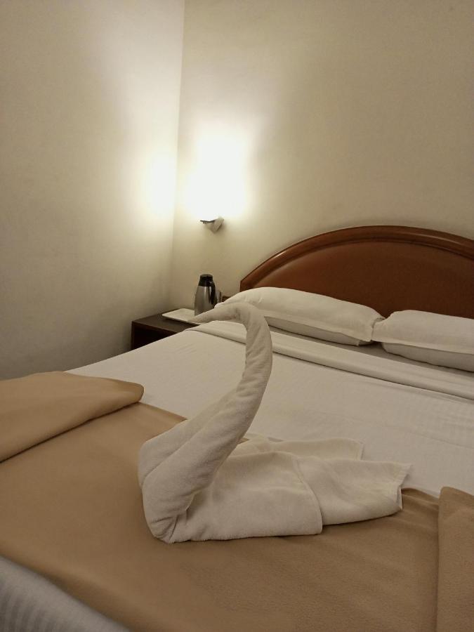 Senthil Residency Otel Dindigul Dış mekan fotoğraf