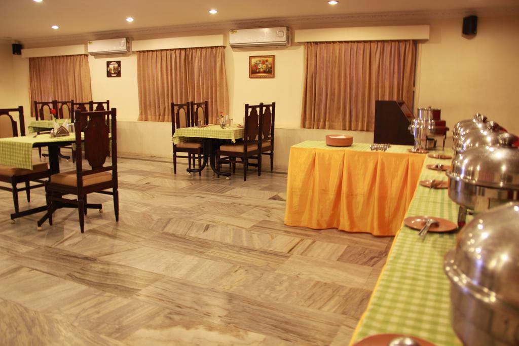 Senthil Residency Otel Dindigul Dış mekan fotoğraf