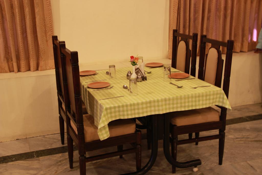 Senthil Residency Otel Dindigul Dış mekan fotoğraf