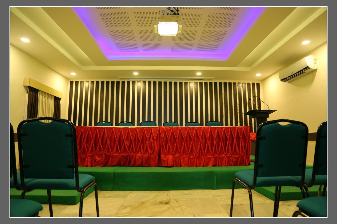 Senthil Residency Otel Dindigul Oda fotoğraf