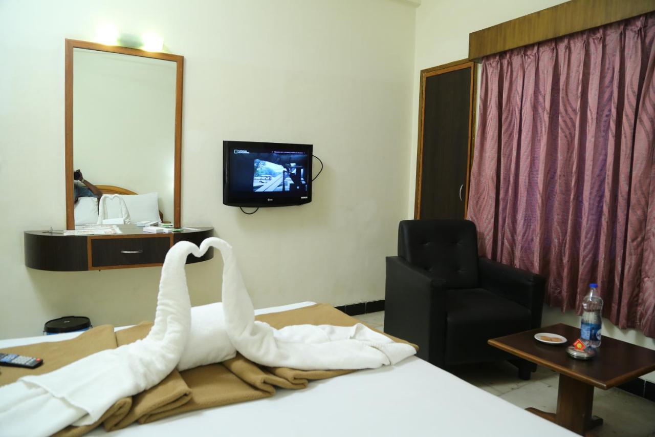 Senthil Residency Otel Dindigul Dış mekan fotoğraf